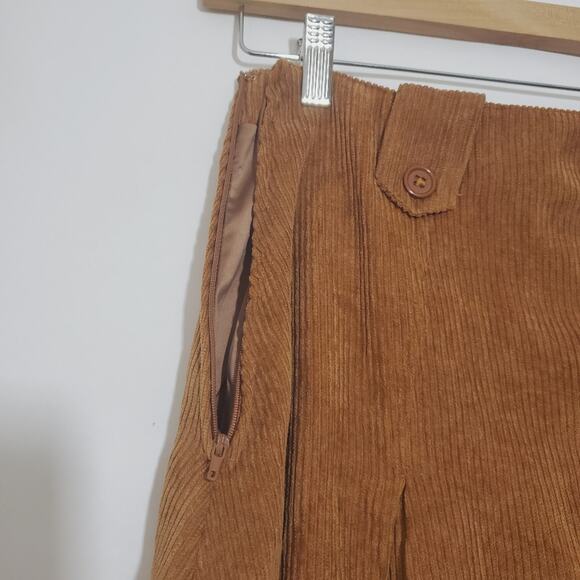 ModCloth | Corduroy Pleated Flare Skirt Retro and Neutral - Picture 5 of 8